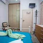 Vicky's House